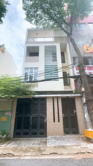 chính chủ kẹt tiền cần bán gấp nhà mặt tiền đường số 7, kdc trung sơn giá chỉ 22 tỷ