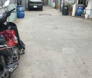 bán nhà đẹp 1 trệt 1 lầu tt tp dĩ an hxh quay đầu, sân xh, 1 trệt 1 lầu, 4 pn, 3 wc, 95m2 chỉ 5t28