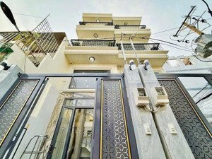 vincom phan văn trị - nhà đường tú mỡ, dt 63m2, hẻm 5m, bán gấp