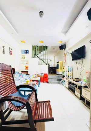 bán nhà hẻm ô tô dương đức hiền, 58.5m2, 2 tầng