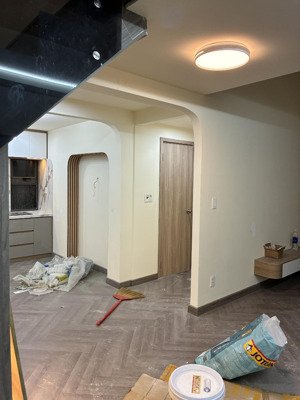 ( hàng hiếm) - duplex citi esto - view siêu đẹp những căn duplex rất ít bán ra nên cực kì hiếm .