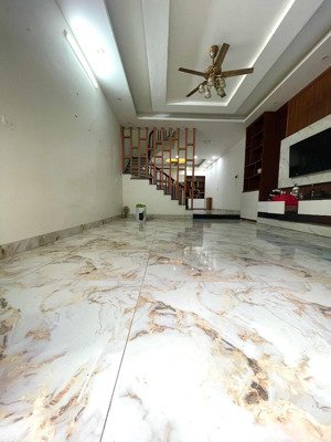 bán bán - trung tâm xuân đỉnh - gần ngoại giao đoàn - 70m2 - 4 tầng - mt 5m - giá 16 tỷ ( có tl