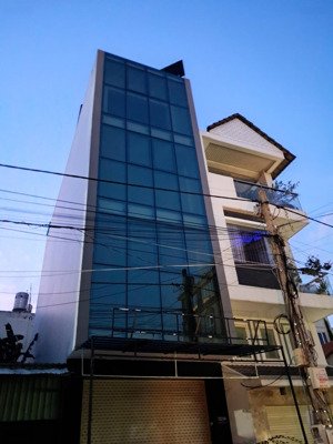 chính chủ cần bán gấp tòa nhà mặt tiền 4 tầng tp. hcm chỉ 6 tỷ 85