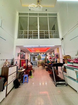 nhà 5 tầng mặt tiền đường nguyễn thành vĩnh phường trung mỹ tây q12 dt 72,2m2 (4m/6mx16m) đường 10m