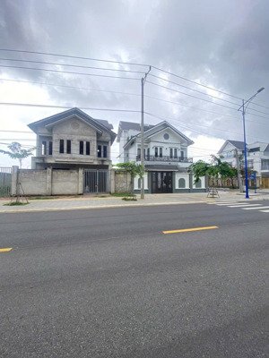 bán nhà biệt thự 308,8m2 full thổ cư đường văn tiến dũng p.long tâm giá 12 tỷ.