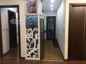 chính chủ cần cho thuê căn chung cư an bình city. 2 phòng ngủ, 2 vệ sinh. đầy đủ nội thất.