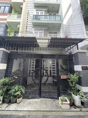giảm 500 triệu bán nhà lê văn khương, quận 12. giá 4 tỷ 950/ 82m2 (5mx16,4m). cách 30m ra đường lớn
