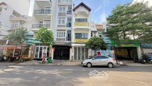 bán nhà 3 tầng 4m x 20m, giá 15,5 tỷ mặt tiền đường số 85 p.tân quy, quận 7 kế lotte mart