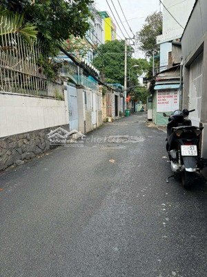 hạ 700tr ! hxh nơ trang long p13 (7.5x15) sổ vuông a4 nc4 tiện xây chdv cho thuê - xây ở