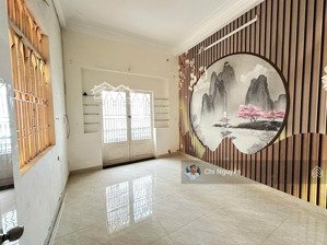 nhà 3 tầng, 4 pn, 2 mặt hẻm đường c1, hxh 5m thông cộng hòa, 3.4x11m, 38m2, p13, chỉ 7.5 tỷ tl