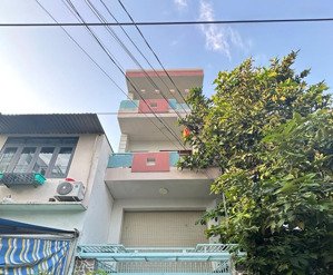 mặt tiền lê cao lãng tân phú 4x18 đúc thật 4 tấm chính chủ 15 năm