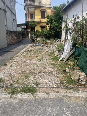 lô góc 83m, ngõ thông vĩnh viễn, ô tô 7c đậu cửa, cạnh vinhomes 1 - giâ nhỉnh 5 tỷ