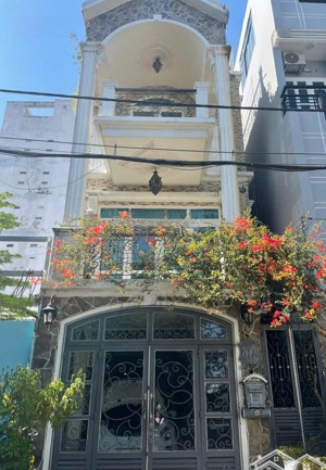 nhà đẹp khu vip nguyễn sơn. dt: 5x18m 4 tấm. giá rẻ: 9.8 tỷ