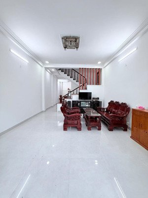 nhà mới tại trương công định, tân bình dtich 83.6m2 giá 3 tỷ 500