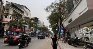 giá siêu tốt - ô tô đỗ cửa, vào nhà, đối diện bv bạch mai - 80m2 - mặt tiền 4m - chỉ 18t