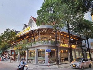 cho thuê nhà mặt phố nguyễn thị định dtsd 500m2,mặt tiền lô góc 30m, nhận diện thương hiệu cực đỉnh