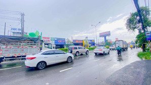 cho thuê kho 300 m2 mặt tiền nguyễn văn linh 20 triệu