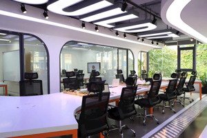 cho thuê văn phòng đường sư vạn hạnh phường 12 quận 10 dt 200m2 giá 60 triệu/ tháng đã ngăn phòng