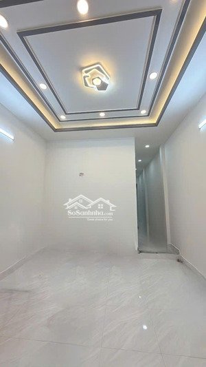 cách mặt tiền bùi tư toàn vài bước chân nhà mới xây hẻm xe hơi vào nhà 65m2 nhỉnh 4 tỏi.