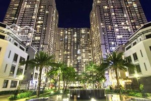 bán gấp: căn liền kề mặt vườn hoa giá 35,6 tỷ. chủ nhà cần tiền, tl sâu cho anh chị thiện chí