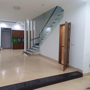 cho thuê liền kề 4pn, 5vs, 95m2 tại làng việt kiều châu âu euroland, 27 triệu vnd giá siêu rẻ