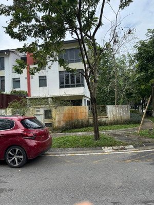 biệt thự song lập 314m2, 3 mặt đường, kđt garmuda