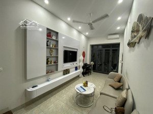 giá đầu tư! nhà bán kim mã, dân xây 5 tầng*4 ngủ, 41m2, 30m ô tô, đường trước nhà 3 mét, 20m ô tô.