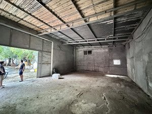 cần cho thuê 160m kho xưởng nguyễn khoái, container đỗ, giá 13tr/th