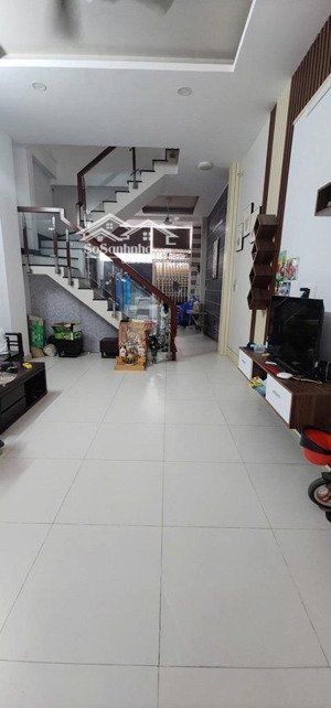 2mt hxh gần aeon tân phú - 50m2 - 2tầng btct 2pn khép kín