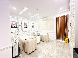 cho thuê nhà 5.5 tầng đường hàm nghi, sát nguyễn văn linh, độ nhận diện thương hiệu tốt, thang máy