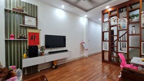 cần bán gấp nhà 38m2 x 4 tầng la khê, hà đông, ga tàu điện, giá đầu tư