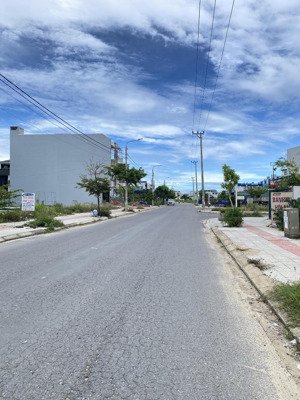 đất mặt tiền minh mạng, ngũ hành sơn tuyến đường kinh doanh 105m (5x21) giá 6.5 tỷ lh 