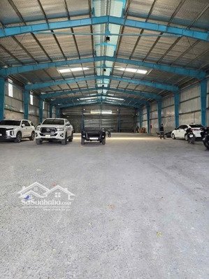 kho xưởng bình tân (mặt tiền ql1a) dt: 1.200 m² giá: 130tr/th đường xe cont 24/24 có văn phòng