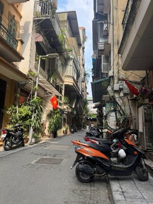 khu phân lô quân đội - ngõ rộng thoáng - vị trí miễn bàn quá hiếm khu hoàn kiếm - ô tô - 2 thoáng