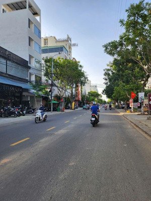 nhà 3.5 tầng mt lê thanh nghị siêu vị trí kinh doanh