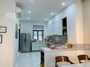 cho thuê shophous lakeview city 1 trệt 1 lửng giá 17.5 tr/th, nhà phố full nội thất giá 30 tr/th.