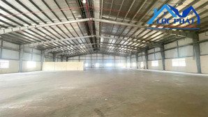 cho thuê nhà xưởng 4.600m2 giá 190 triệu. kcn long khánh - đồng nai 