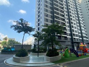 cho thuê nhà phố thành trung trâu quỳ gia lâm kinh doanh hoặc văn phòng 40m2 gác xép 6 triệu/tháng