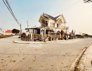 1 tỷ sở hữu ngay lô đất gần kcn vsip 100m2 . 1 lô duy nhất