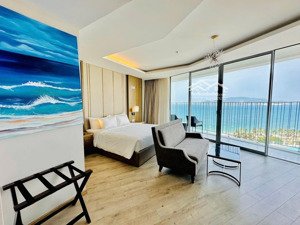 bán căn xéo biển giá 2.6 tỷ ban công rộng, căn 57m giá 3.550 tỷ view biển, phố 1.780 tỷ