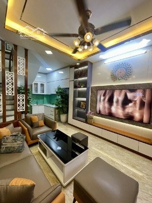 bán nhà riêng trương định ngõ nông rộng thông thoáng, nhà còn mới ở luôn 30m 4 tầng 6.3 tỷ