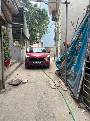 đẹp không tỳ vết. thoáng trước thoáng sau ô tô đỗ cửa. lh mrs trang: 