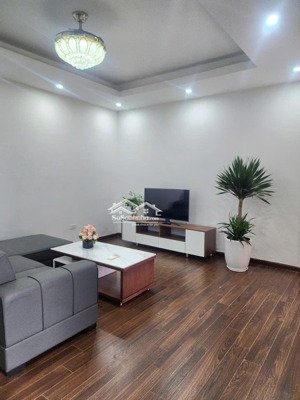 chính chủ gửi bán căn hộ 3 ngủ 2 83m2 wc ban công tây bắc đã có sổ tòa flc đại mỗ. lh 