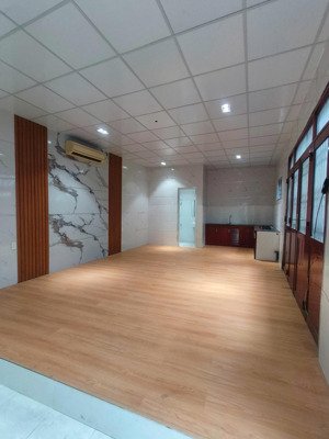 cho thuê nhà nc tại phan xích long, 8,5 triệu, 50m2, giá tốt uy tín
