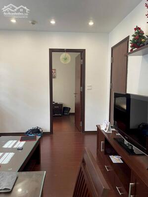 Cho thuê căn hộ 1PN rộng 60m2 tại Vũ Thạnh, Đống Đa, đầy đủ nội thất