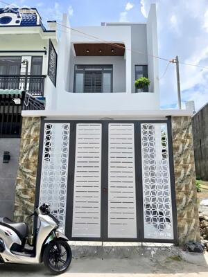 BÁN NHÀ LẦU TRUNG TÂM PHƯỜNG TÂN TRIỀU 101M2 GIÁ 2 TỶ 050