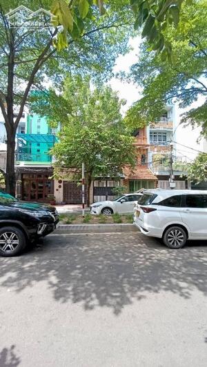 Bán nhà mặt tiền gần công viên đường Tạ Quang Bửu 4x18 chỉ 12 tỷ 9
