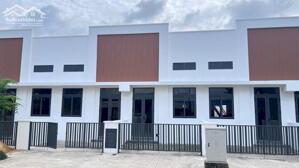Bán nhà 1 trệt 1 lửng ngay khu công nghiệp Phước Đông, đưa trước 380 triệu nhận nhà ngay.