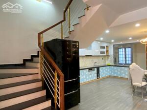 BÁN NHÀ 4 TẦNG ĐƯỜNG BÙI TRANG CHƯỚC ( 10.5 M ) - HOÀ XUÂN , CẨM LỆ .