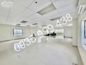  CHO THUÊ VĂN PHÒNG 250M2 – TRUNG TÂM TP GIÁ TỐT CHỈ 40 TRIỆU/THÁNG 